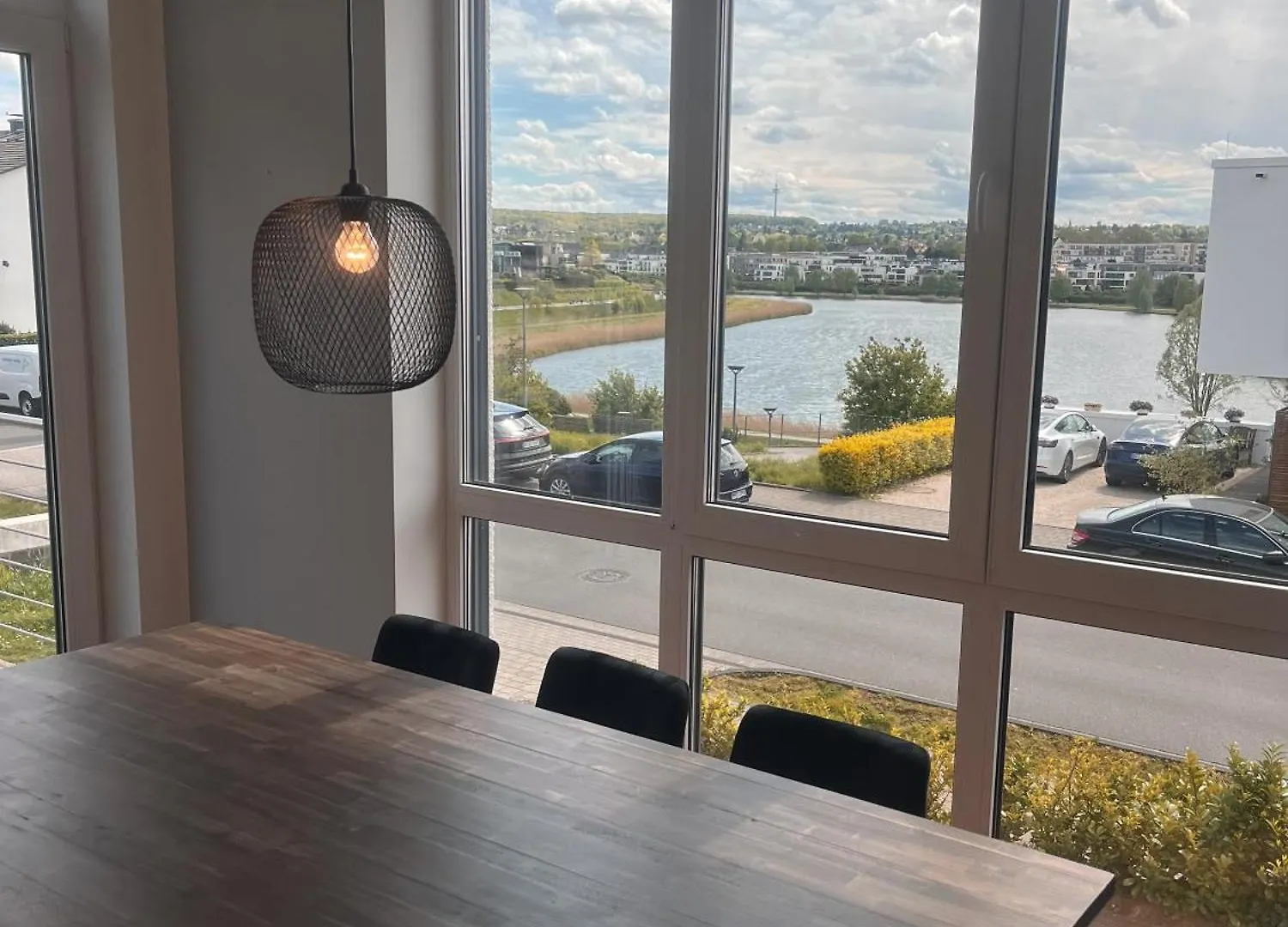 Haus Mit Panoramablick Auf Den Phoenixsee Dortmund Deutschland
