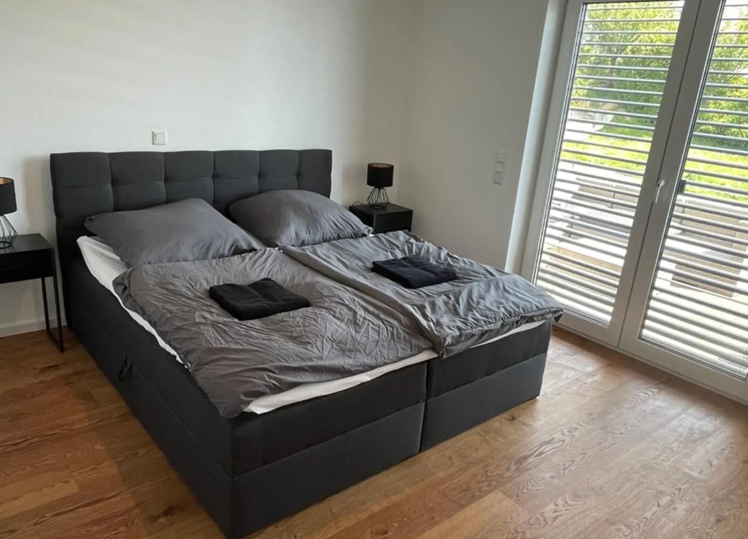 Apartment Haus Mit Panoramablick Auf Den Phoenixsee Dortmund Deutschland